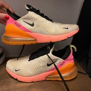 Nike Air Max 270 Sneakers - Cream and Pink